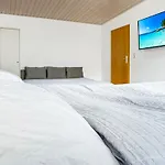 Rooftop Penthouse With Hot Tub Apartmán *