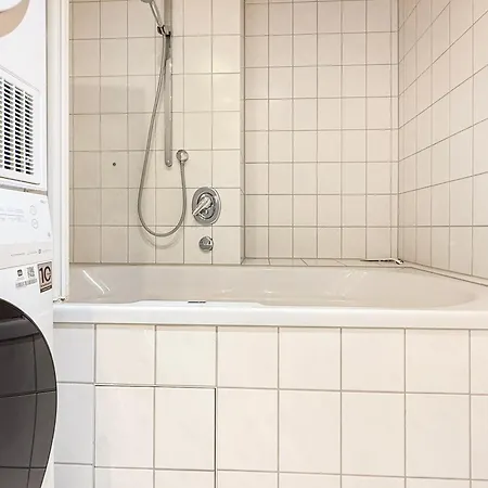 Apartman Zentrales Penthouse In Mit Whirlpool & Billard Stuttgart