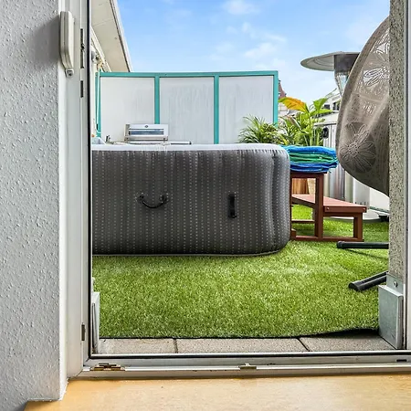 Zentrales Penthouse In Mit Whirlpool & Billard * Stuttgart