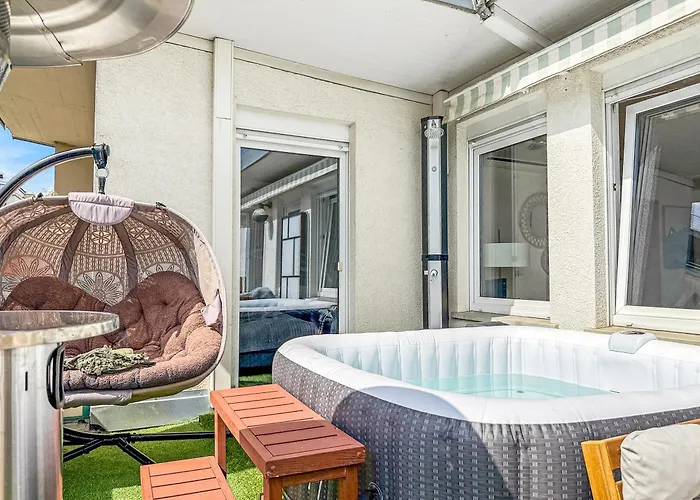 Apartman Zentrales Penthouse In Mit Whirlpool & Billard