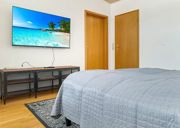 Zentrales Penthouse In Mit Whirlpool & Billard