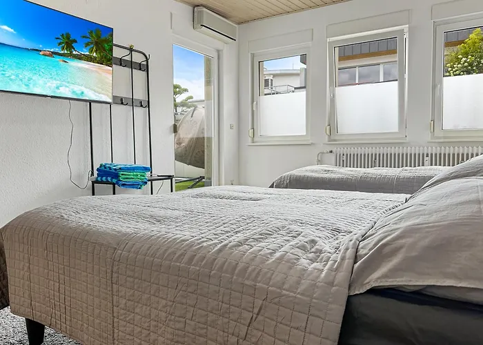 Zentrales Penthouse In Mit Whirlpool & Billard * Stuttgart